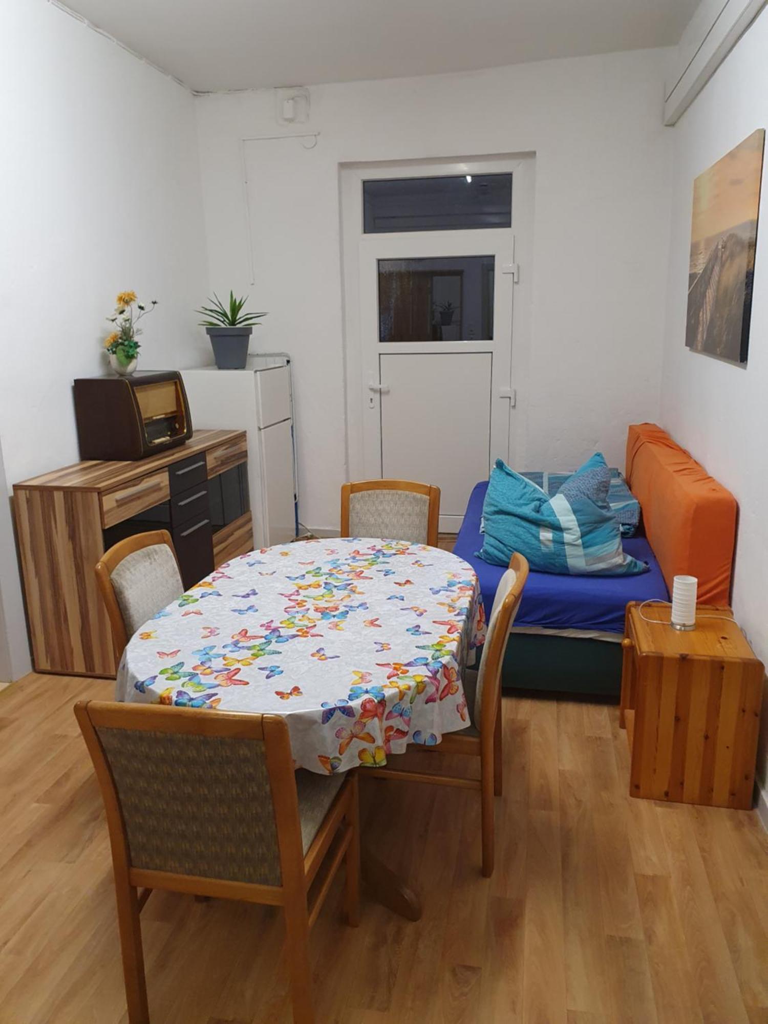 Ferienwohnung In Diehlo Eisenhüttenstadt Екстериор снимка